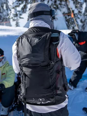 Volcom Iguchi Slack Vest 5 Volcom Iguchi Slack Vest - Image 3