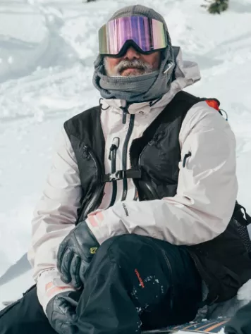 Volcom Iguchi Slack Vest 12 Volcom Iguchi Slack Vest - Image 10